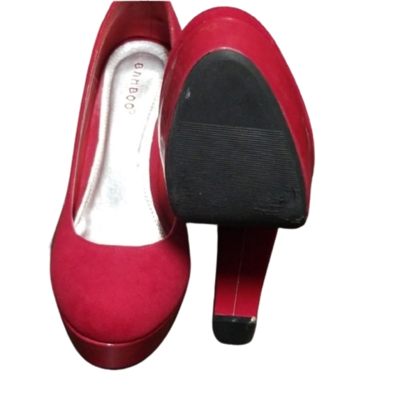 BAMBOO Shoes - Bamboo Luscious Red Platform Pumps